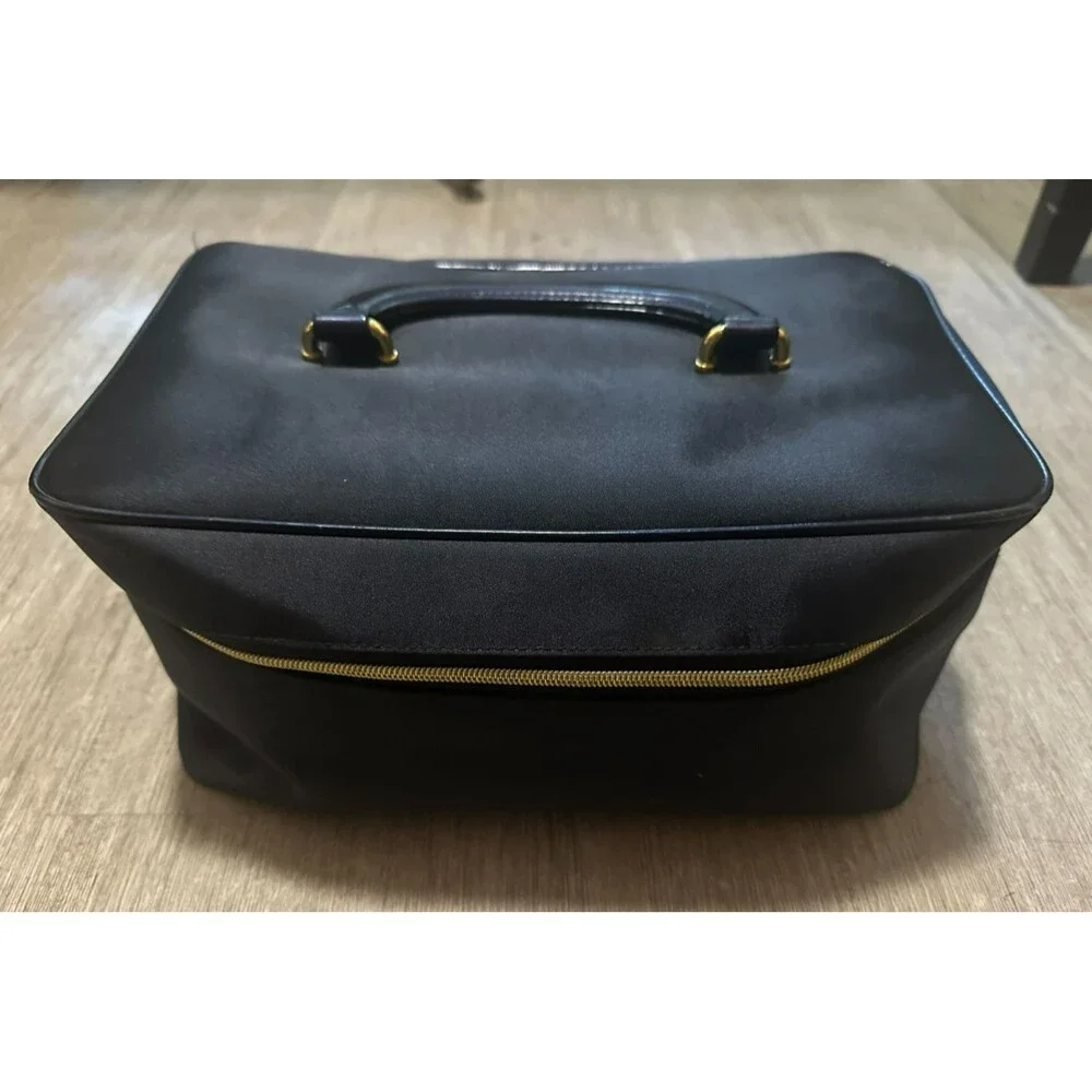 Estee Lauder Navy Blue Make-up Travel Bag Train Case